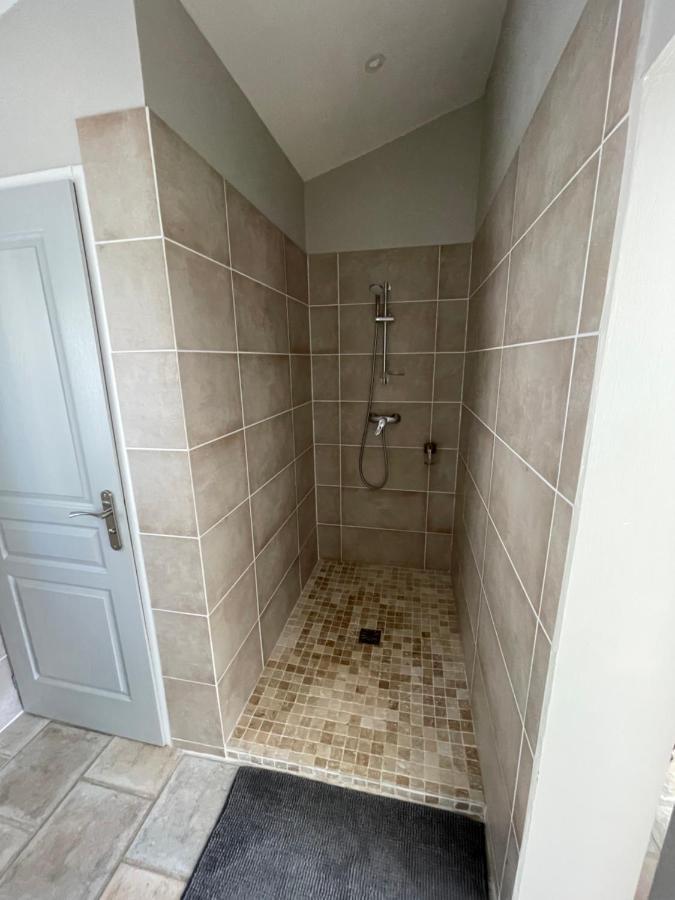 Gite La Maison Dans L'Olivette โอเรซง ภายนอก รูปภาพ