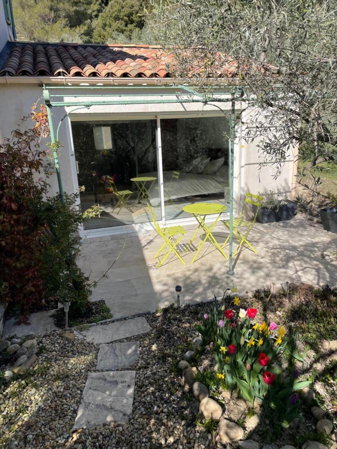 Gite La Maison Dans L'Olivette โอเรซง ภายนอก รูปภาพ
